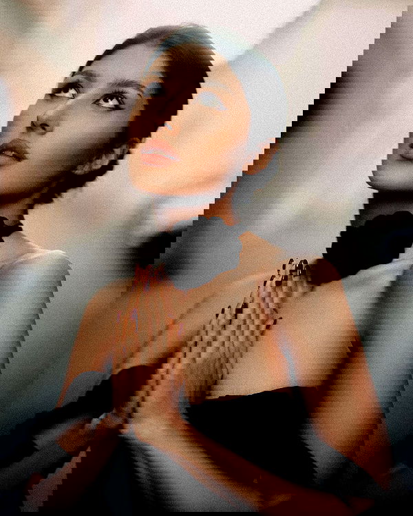 ayguldavlletova image ~ Altpins