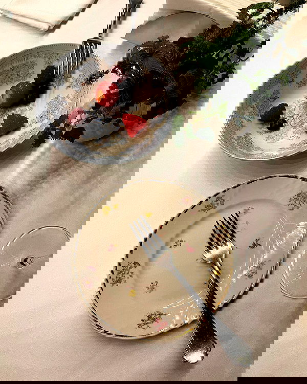 ayguldavlletova image ~ Altpins