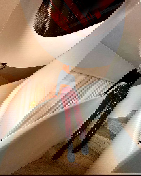 ayguldavlletova image ~ Altpins