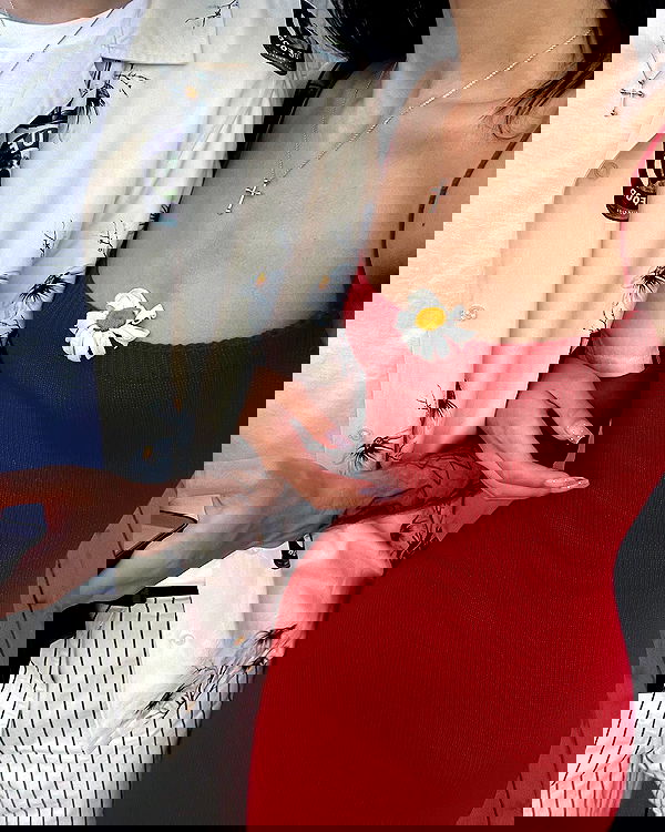 ayguldavlletova image ~ Altpins