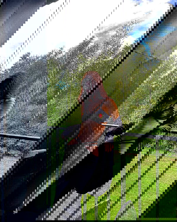 ayguldavlletova image ~ Altpins