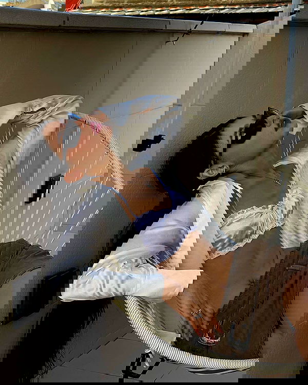 ayguldavlletova image ~ Altpins