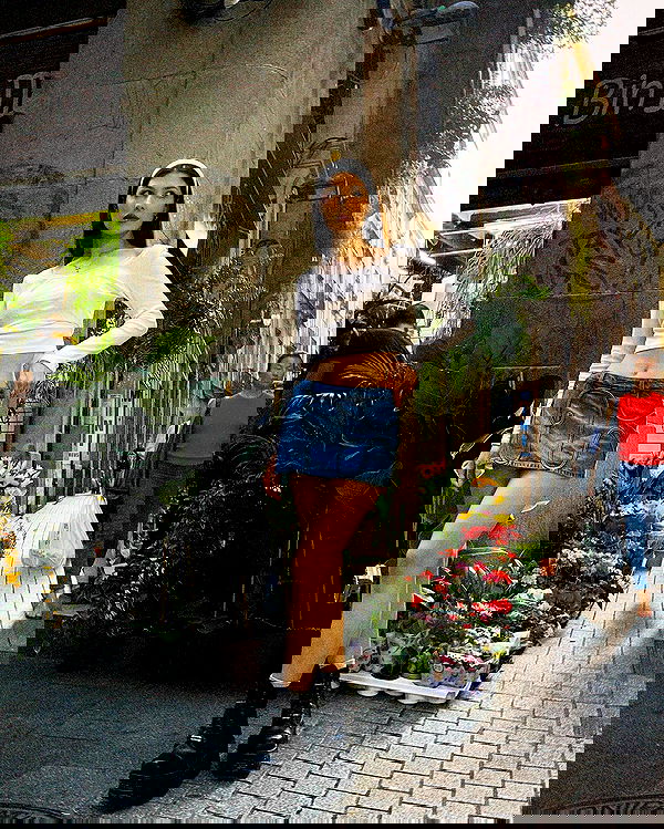 ayguldavlletova image ~ Altpins