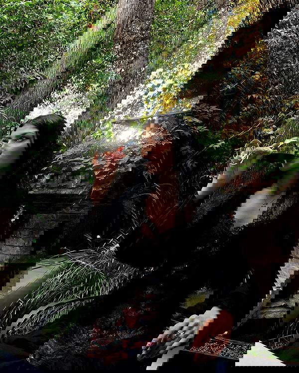 ayguldavlletova image ~ Altpins