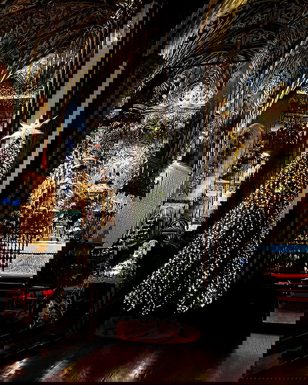 ayguldavlletova image ~ Altpins