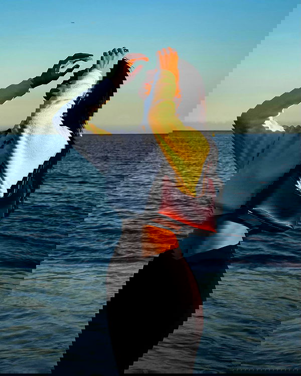 ayguldavlletova image ~ Altpins