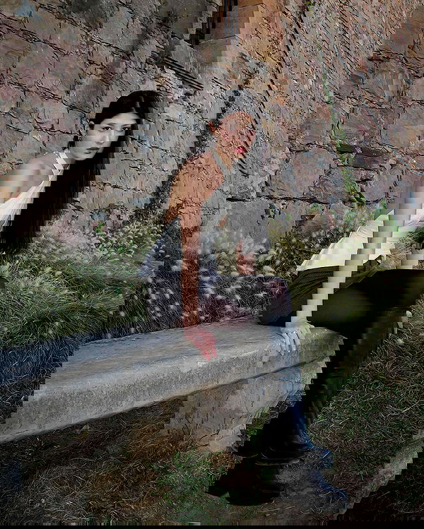 ayguldavlletova image ~ Altpins