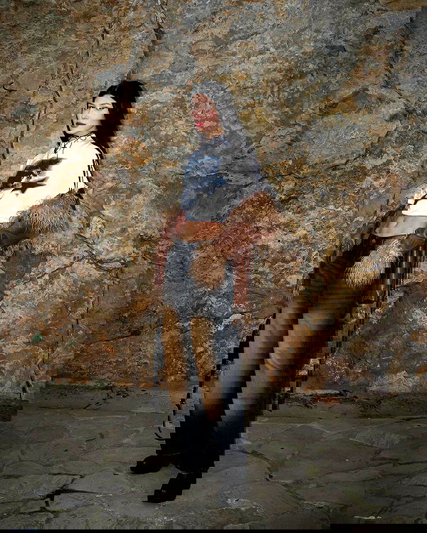 ayguldavlletova image ~ Altpins