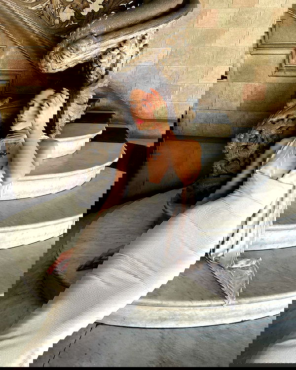 ayguldavlletova image ~ Altpins