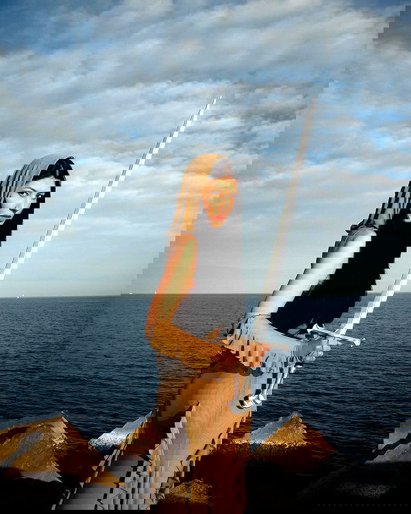 ayguldavlletova image ~ Altpins