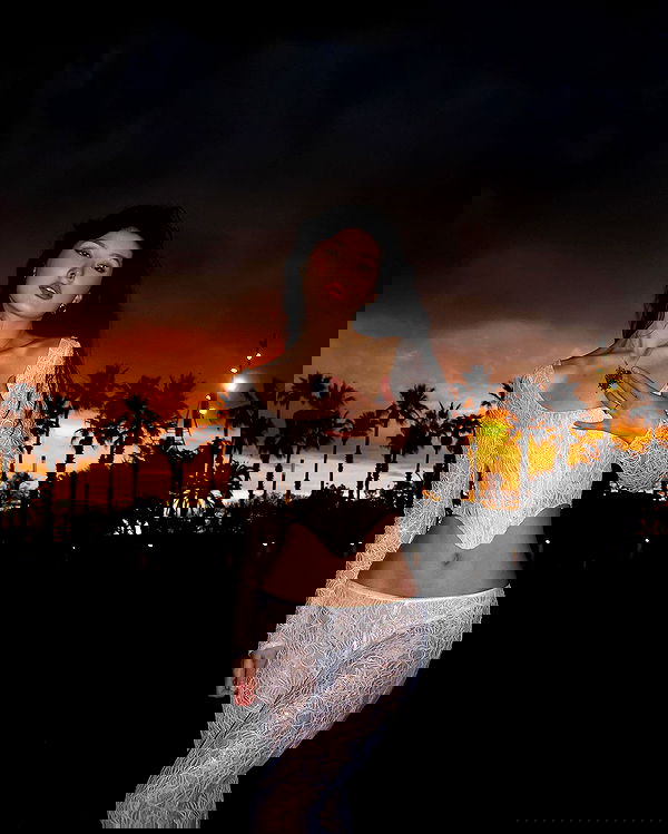 ayguldavlletova image ~ Altpins