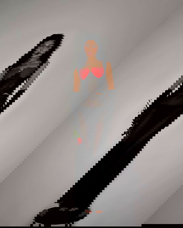 ayguldavlletova image ~ Altpins