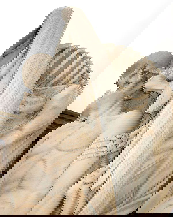 ayguldavlletova image ~ Altpins