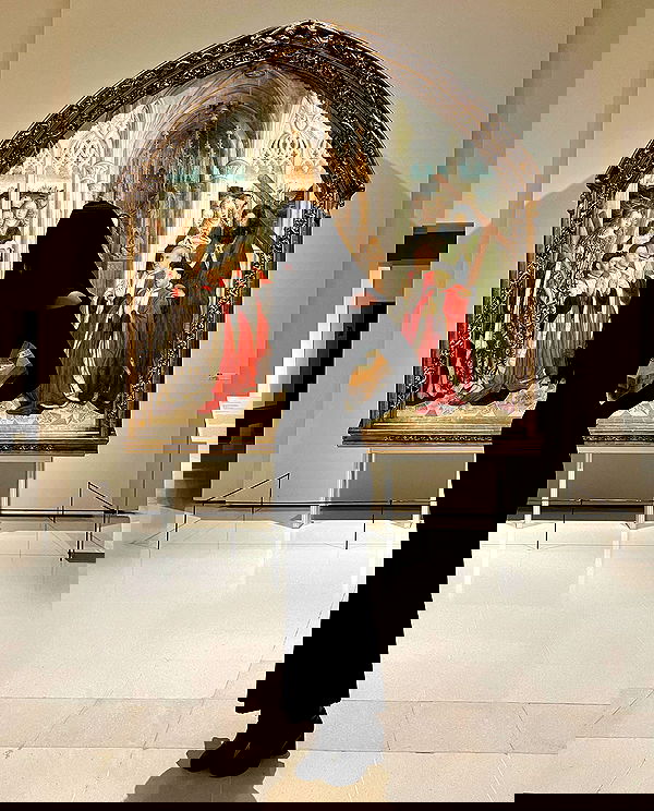 ayguldavlletova image ~ Altpins