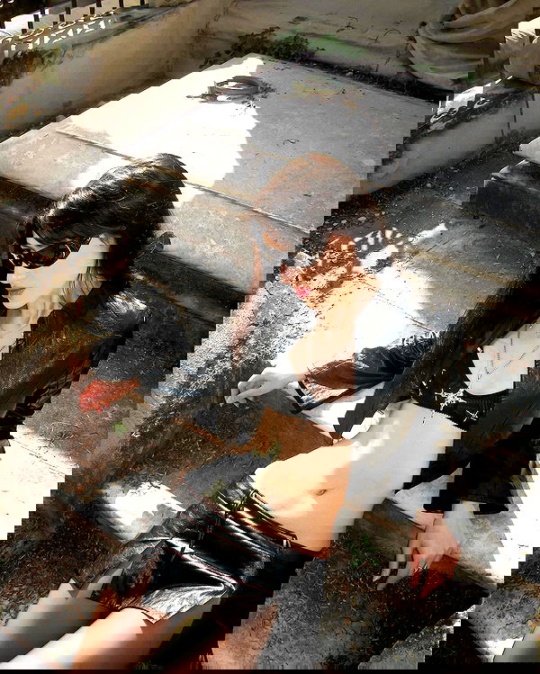 ayguldavlletova image ~ Altpins