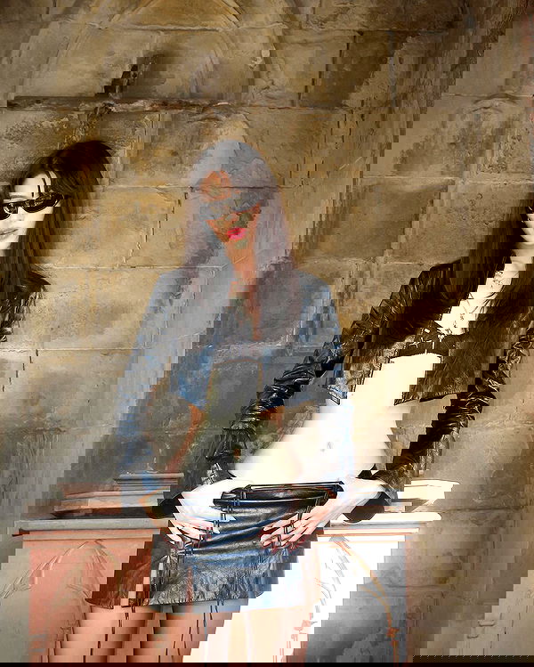 ayguldavlletova image ~ Altpins