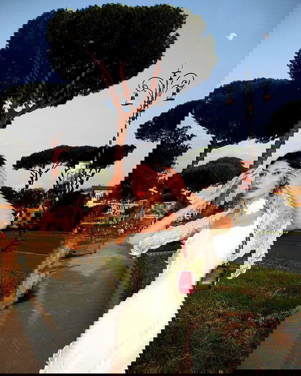 ayguldavlletova image ~ Altpins