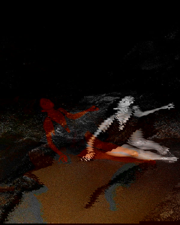 ayguldavlletova image ~ Altpins