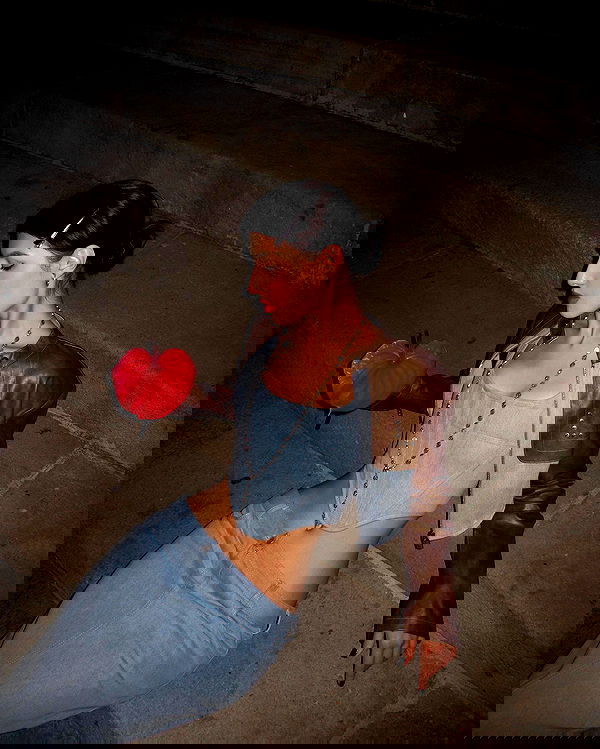 ayguldavlletova image ~ Altpins