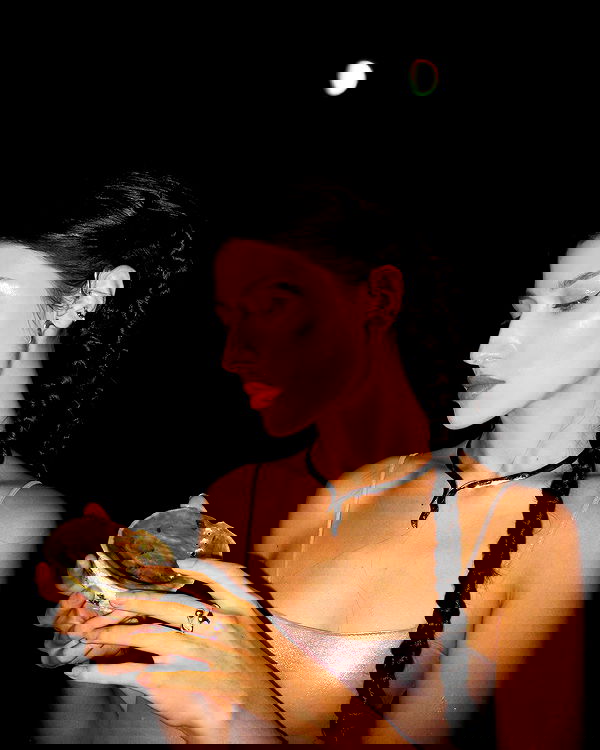 ayguldavlletova image ~ Altpins