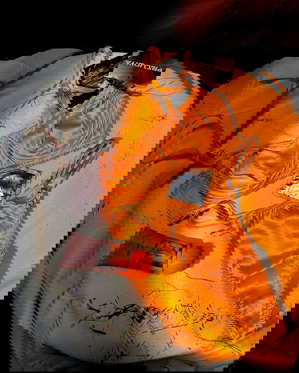 ayguldavlletova image ~ Altpins