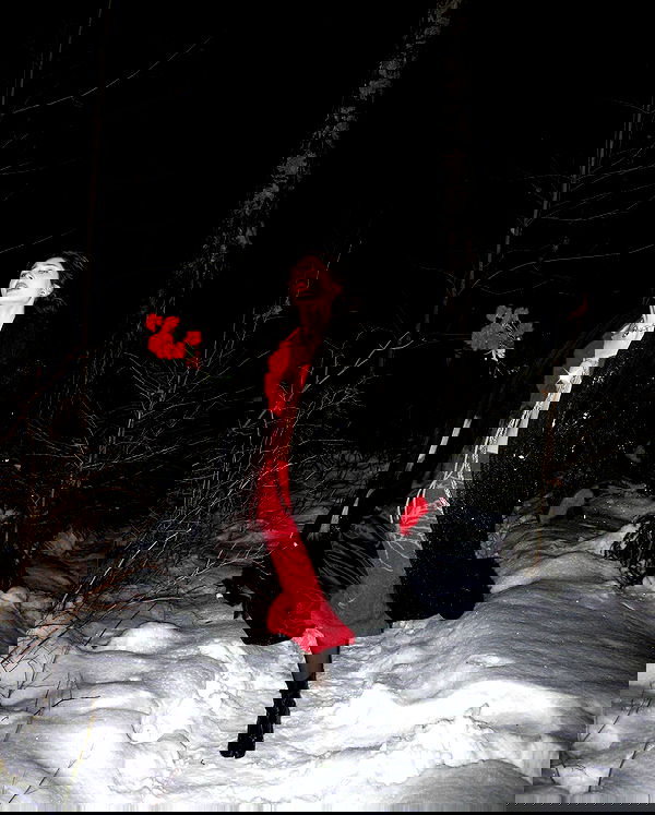 ayguldavlletova image ~ Altpins