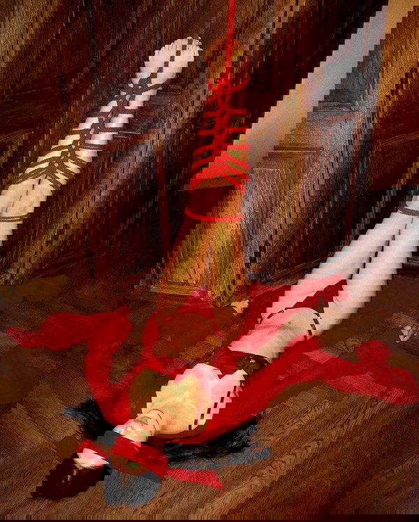 ayguldavlletova image ~ Altpins