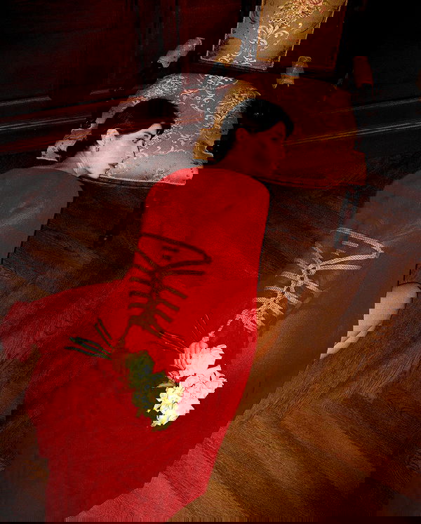 ayguldavlletova image ~ Altpins