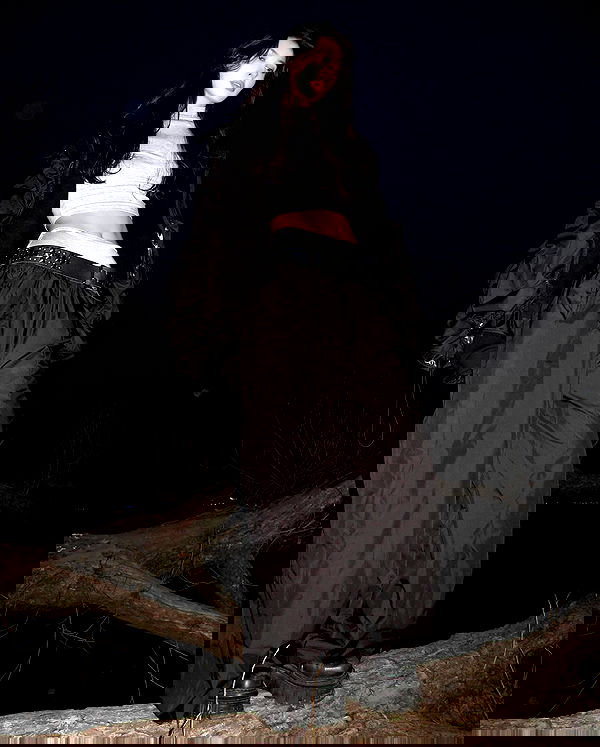 ayguldavlletova image ~ Altpins