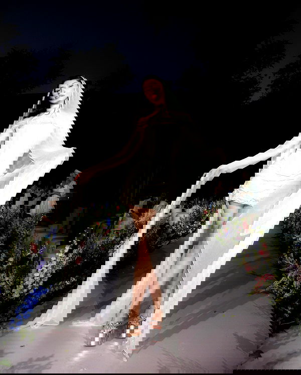 ayguldavlletova image ~ Altpins