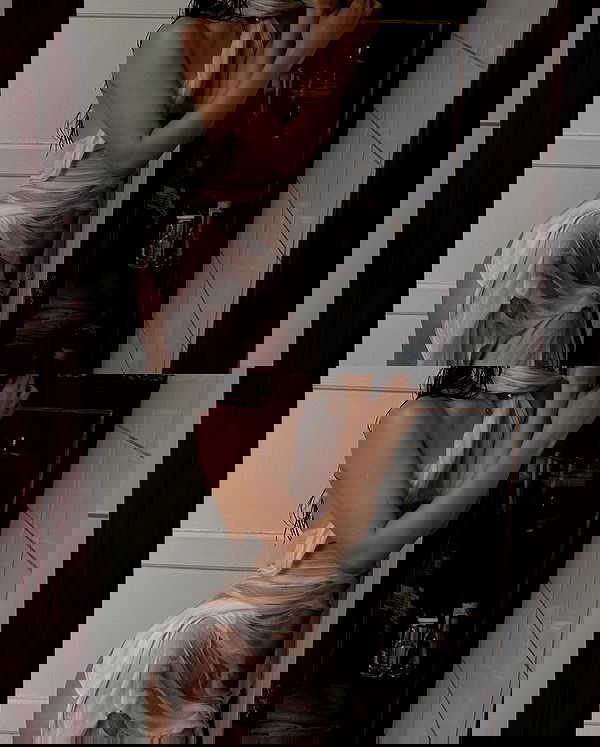 ayguldavlletova image ~ Altpins