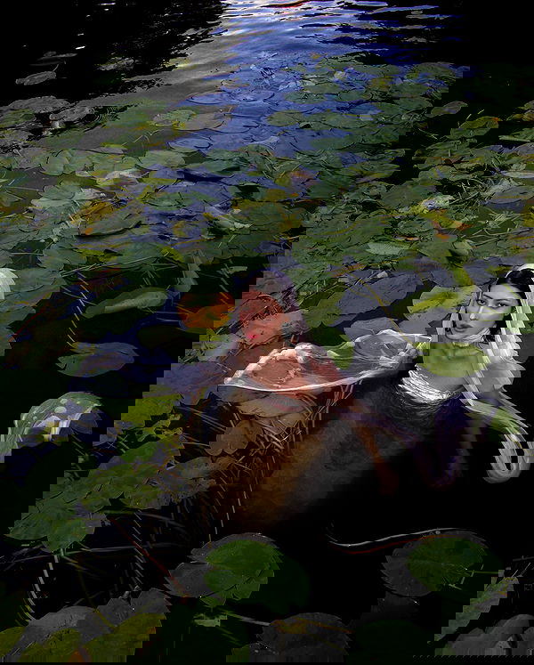 ayguldavlletova image ~ Altpins