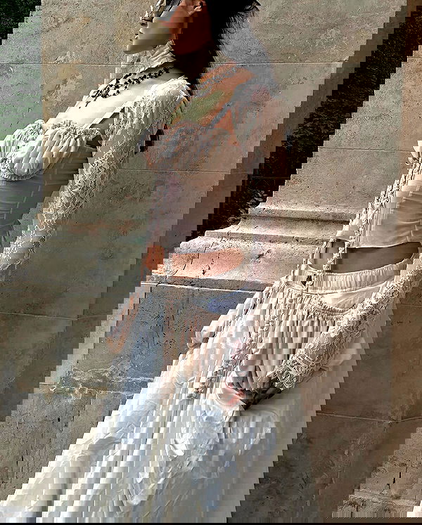 ayguldavlletova image ~ Altpins