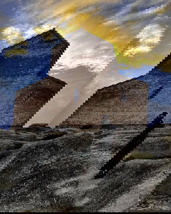 ayguldavlletova image ~ Altpins