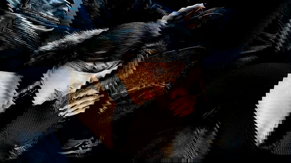 ayguldavlletova image ~ Altpins