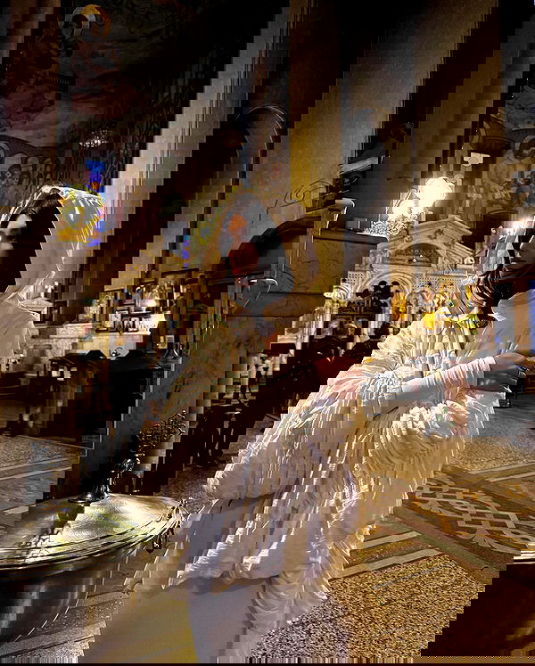 ayguldavlletova image ~ Altpins