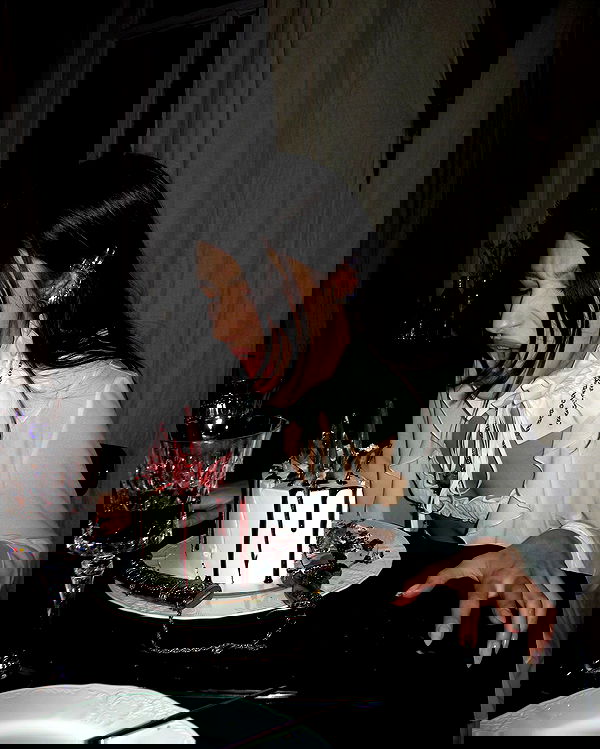 ayguldavlletova image ~ Altpins