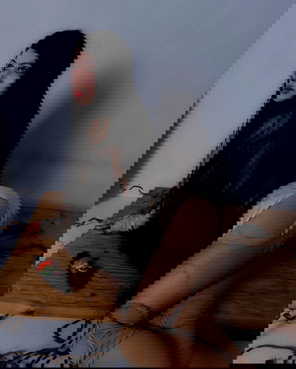 ayguldavlletova image ~ Altpins