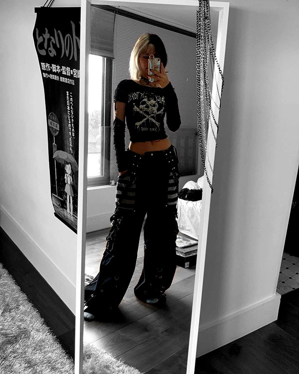 b6bybat instagram image archive image