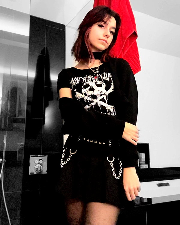 b6bybat instagram image archive image
