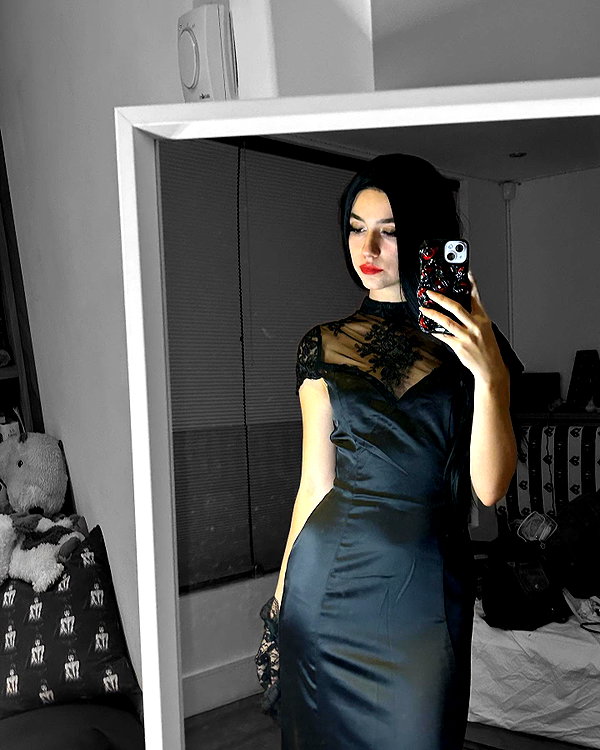 b6bybat instagram image archive image