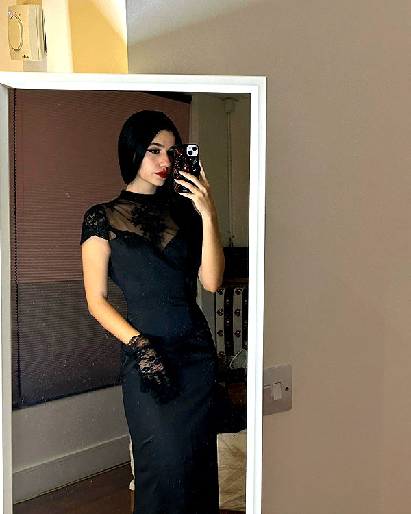 b6bybat instagram image archive image