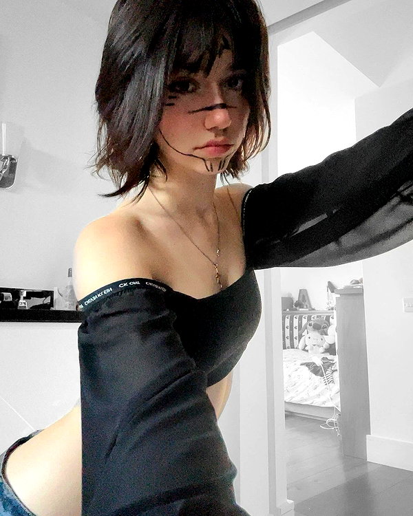 b6bybat instagram image archive image