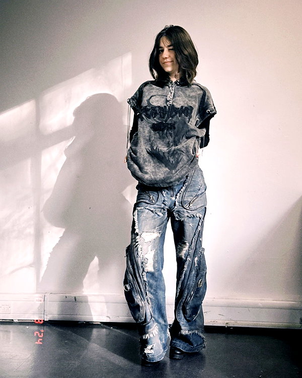 b6bybat instagram image archive image