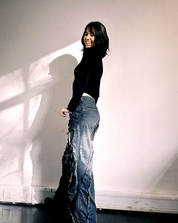 b6bybat instagram image archive image
