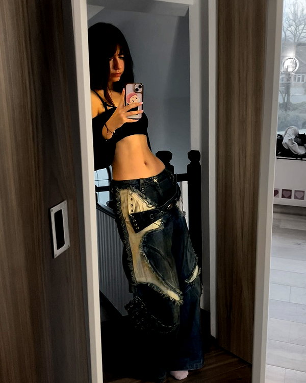b6bybat instagram image archive image