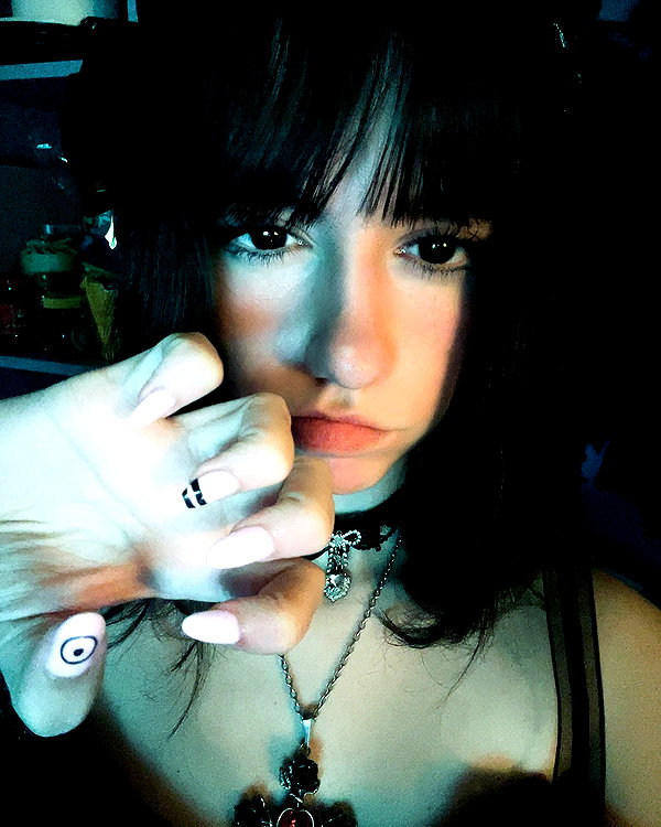 b6bybat instagram image archive image