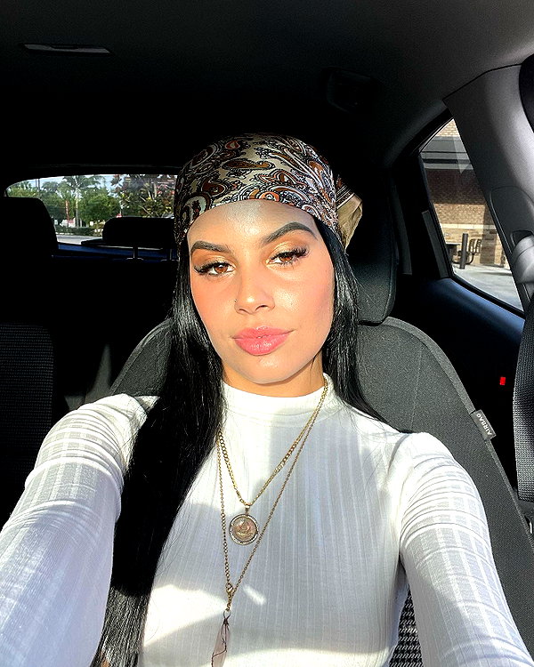 barbararamirezz_ instagram image archive image