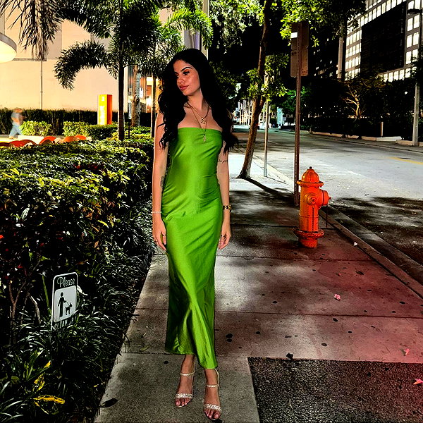 barbararamirezz_ instagram image archive image