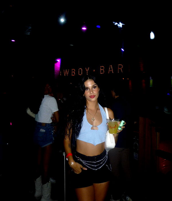 barbararamirezz_ instagram image archive image